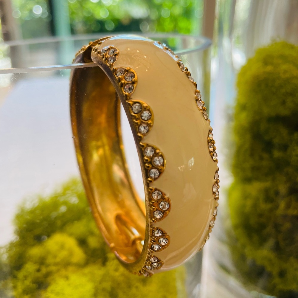 S & D Enamel hinge bracelet